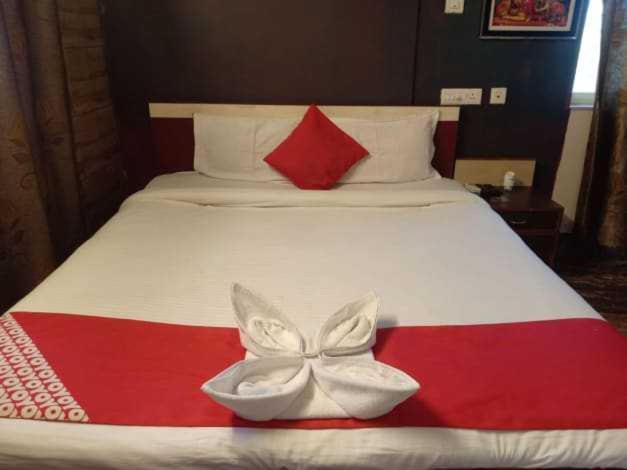 Oyo Royal Ruby Enclave Hotel Puri Luaran gambar