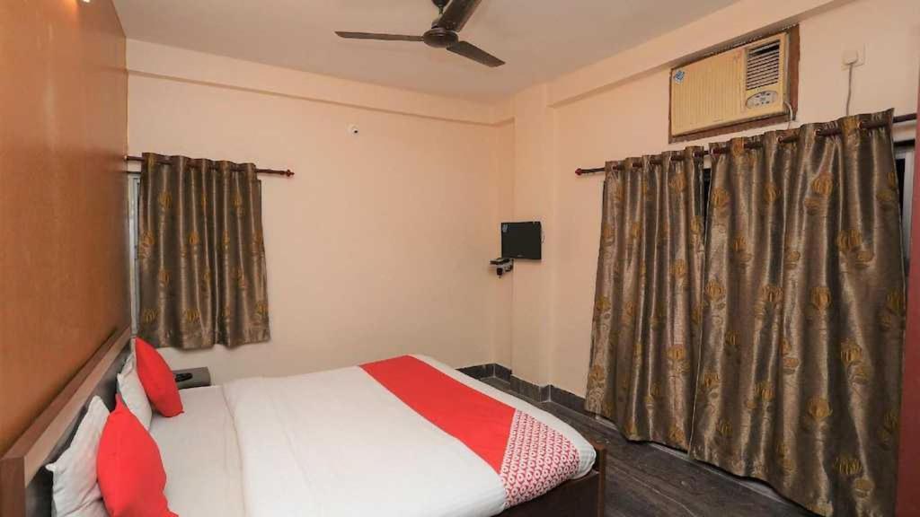 Oyo Royal Ruby Enclave Hotel Puri Luaran gambar