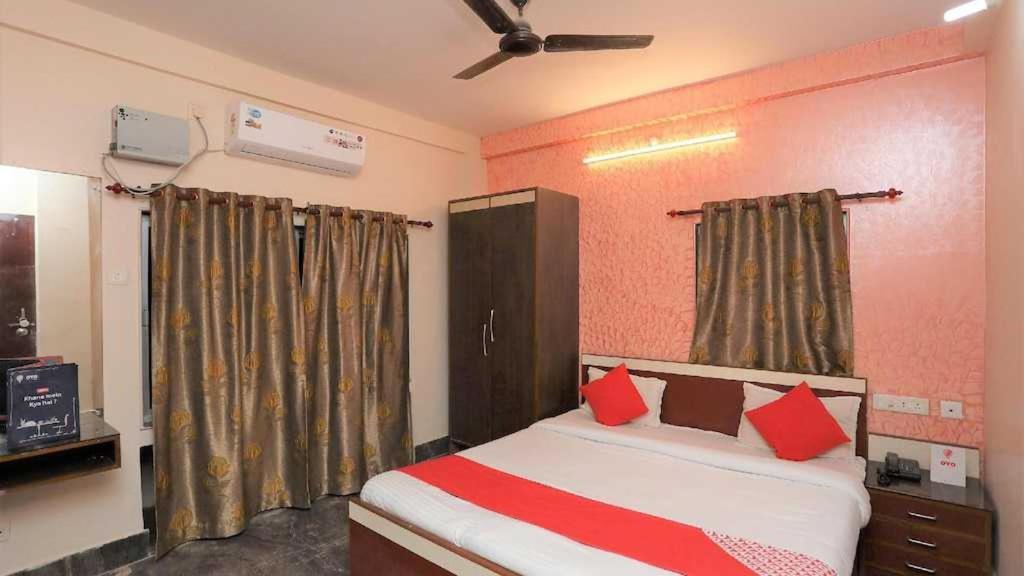 Oyo Royal Ruby Enclave Hotel Puri Luaran gambar